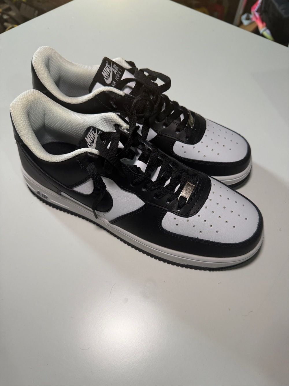 Nike Low-Top Sneakers in Black and White